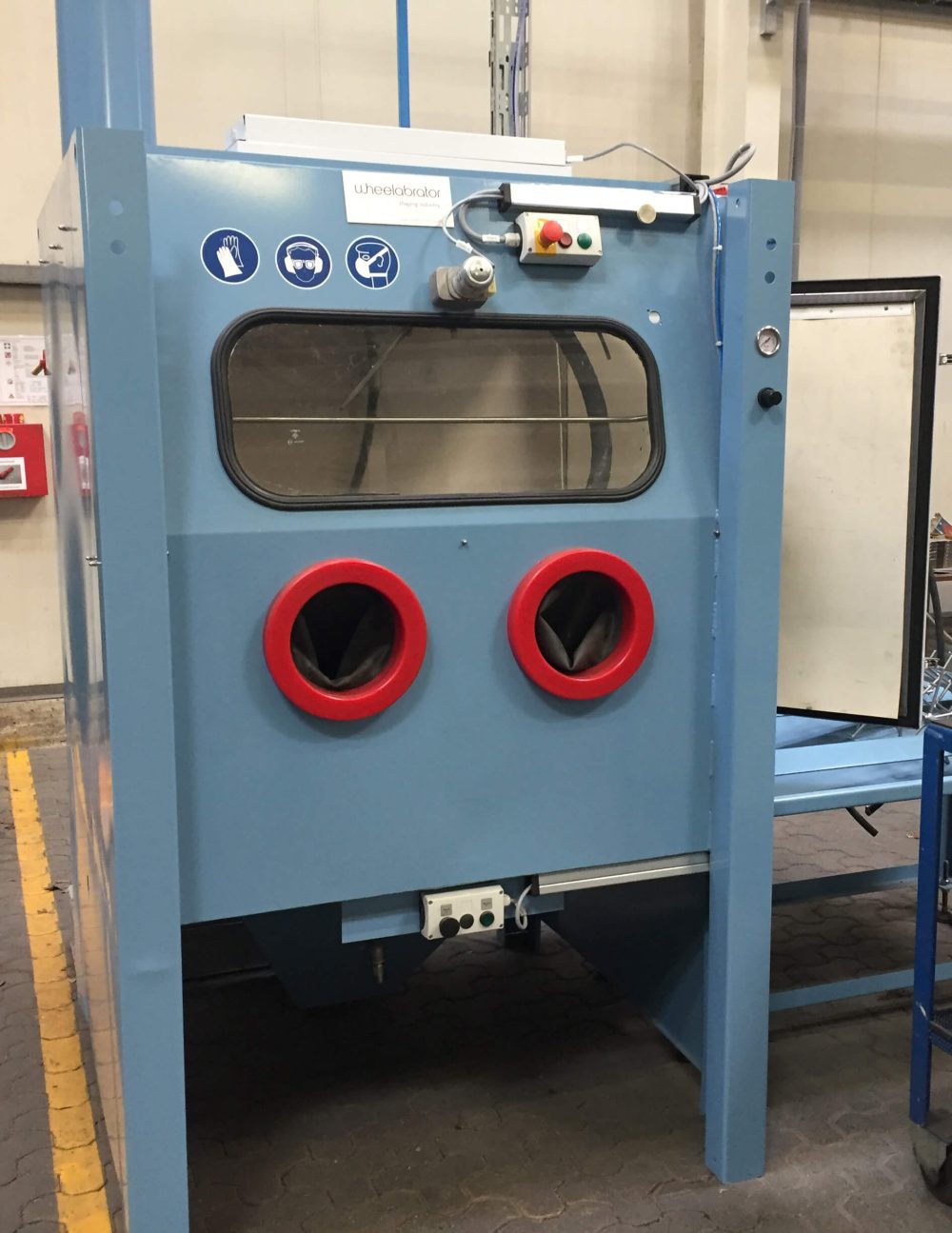 Blästerskåp med en arbetsstation - Våtbläster , Wheelabrator Vaqua